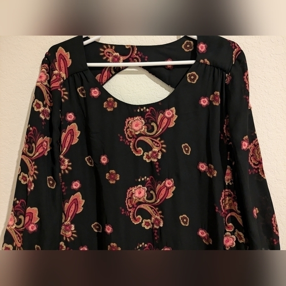 Eci Floral Embroidered 3/4 Sleeve Flowy Mini Dress Artsy Bohemian Feminine - Picture 5 of 11